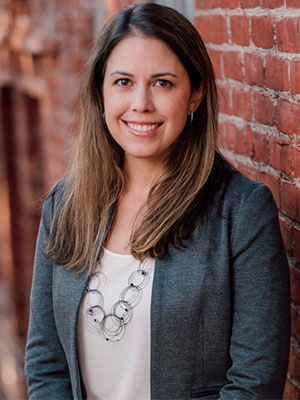 Headshot of Lisa Kelley.
