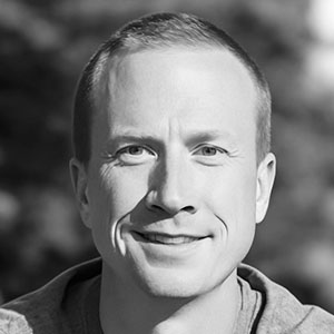 Headshot of Dave Flynn.