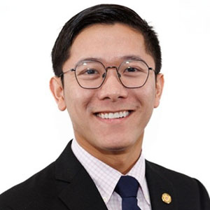 Headshot of Nam Nguyen.