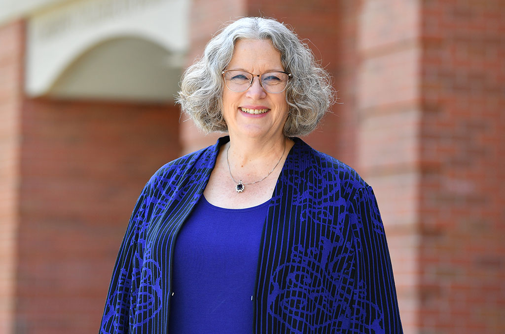 Headshot of Carson College of Business Dean Debbie Compeau.
