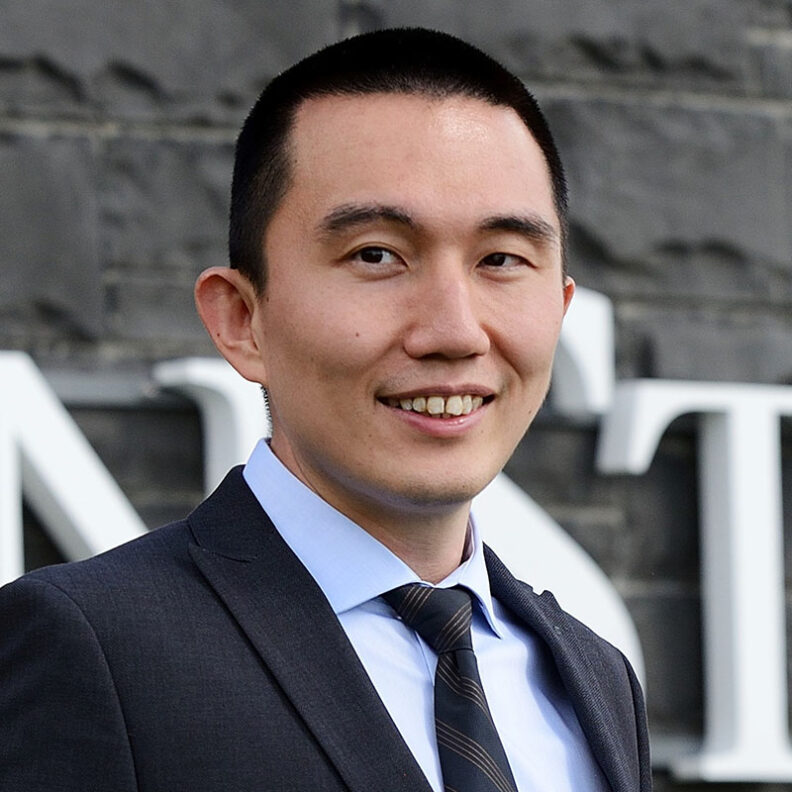 Headshot of Oscar Hengxuan Chi