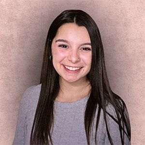 Headshot of Paris Kemmer.