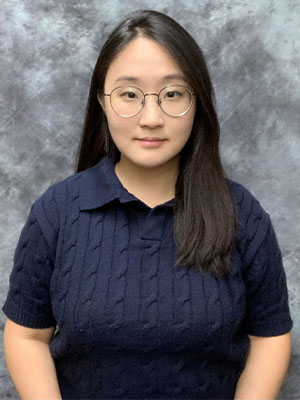 Headshot of Esther Im.