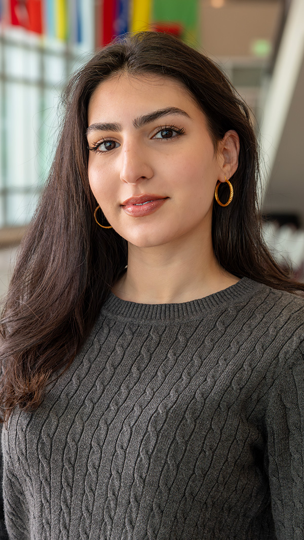 Yasamin Alazawi.