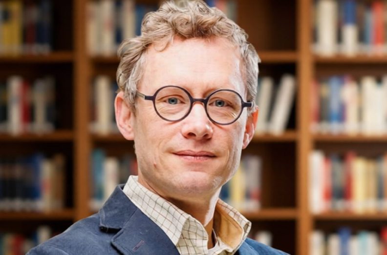Closeup of Andrew Thompson