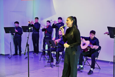 Mariachi Leones del Monte performing. 