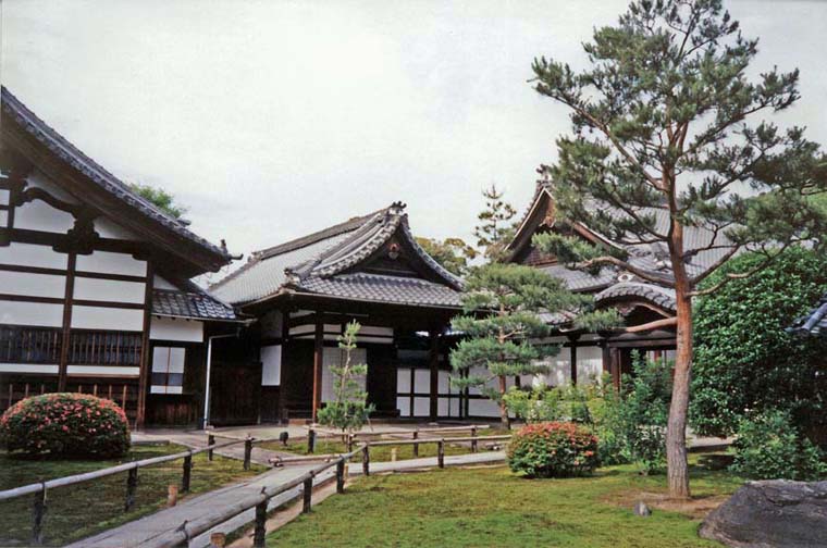 KYOTO: Another view of the Kodai-ji Temple grounds, with the gardens designed by Kobori Enshu. It has only been open to the public for a few years, and lacked the throngs we had been experiencing earlier. May 19, 1998