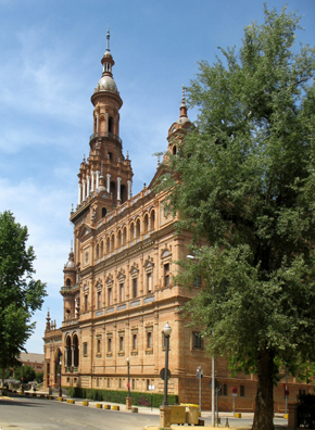 SEVILLA: Viewed from the side,The Plaza de España.