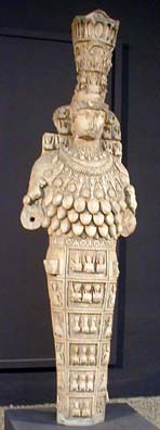 SELÇUK MUSEUM: In the wonderful Selçuk Museum, the cult image of Cybele stands across from a handsome Roman copy.