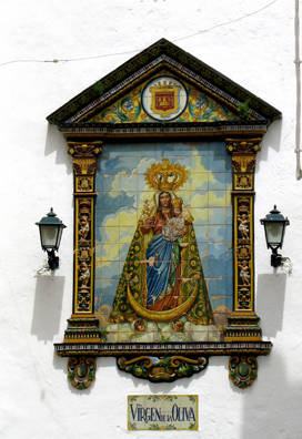 VEJER DE LA FRONTERA: A miniature copy of the picture on the outside of the church was posted in the hallway outside our apartment.