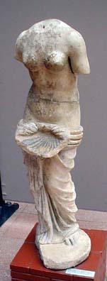SELÇUK MUSEUM: And one with a strategically positioned shell, one of her principal symbols.