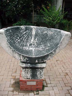 SELÇUK MUSEUM: A sundial.