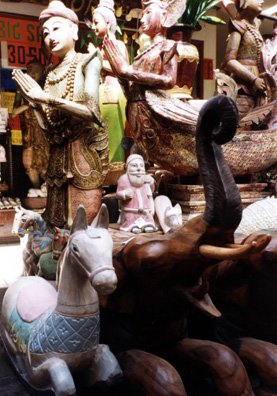 Note the little Santa Claus surrounded by more traditional Thai images.