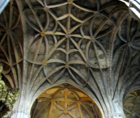 ARCOS DE LA FRONTERA: Detail of the ceiling.
