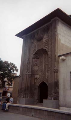 KONYA: This is the famous carved door to the Seminary of the Slender Minaret (Ince Minare Medresesi), now the Museum of Wood and Stone Carving, worth a visit. Unfortunately our little cardboard camera couldn't do justice to the exhibits inside, .