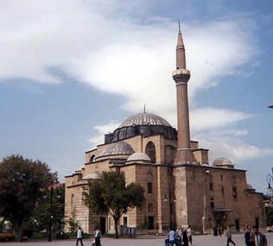 KONYA: We were able to pay only a flying visit to the Serafettin Mosque (rebuilt in the 17th century), not far from the Mevlana Museum.