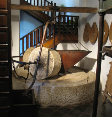 MALAGE: Olive oil press :In Museo de artes y costumbres populares, Mlaga.
