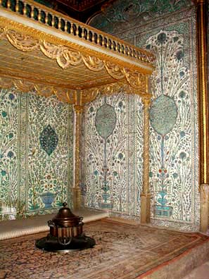 TOPKAPI PALACE: But most of the rooms are decorated in traditional Ottoman fashion, with walls lined with tiles using calligraphy and floral designs.