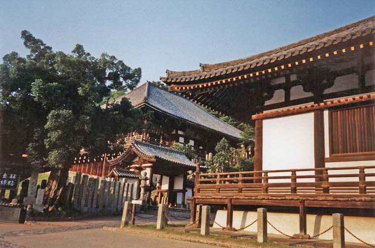 NARA: Climbing stairs through pleasant woods, we stumbled upon the lovely Nigatsu-do Hall. It was closed, and our guidebook said nothing about it, but it was a delightful spot. Because it was after closing time, we could not go in, but we walked around the ample porches and enjoyed the many interesting paintings on Buddhist themes hanging beneath the eaves.