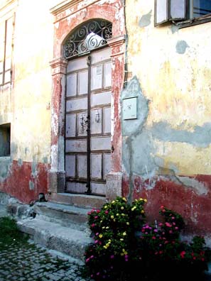BERGAMA: More colorfully painted doorways.