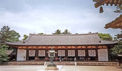 NARA: The "Great Lecture Hall," part of the Horyuji Temple complex, built at the end of the 8th Century, rebuilt in 990. May 21, 1998