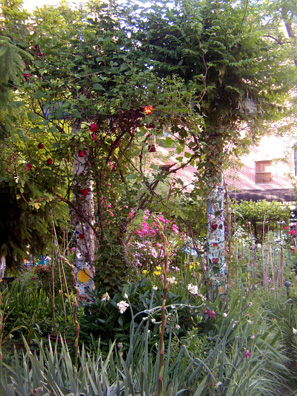 NEW YORK: One bit of this whimsical garden. A good stereotype-breaker for people who think Manhattan is all impersonal, towering skyscrapers.