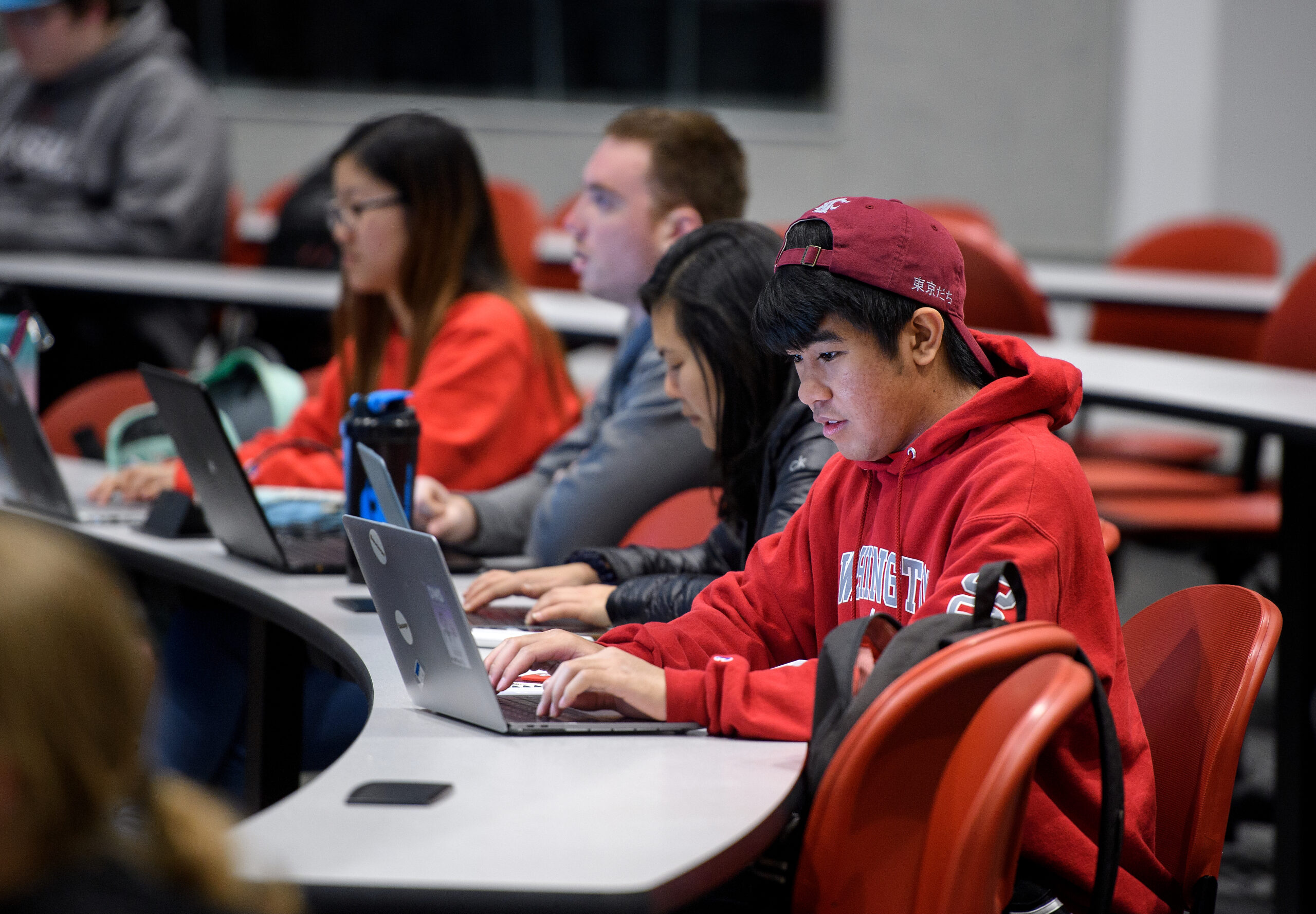 WSU students participating in a computer science class.