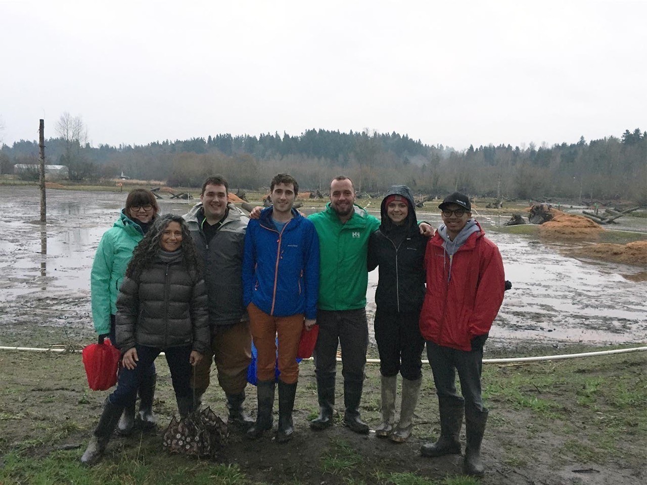 Landscape Architecture students and faculty at Upper Clear Creek mitigation site.