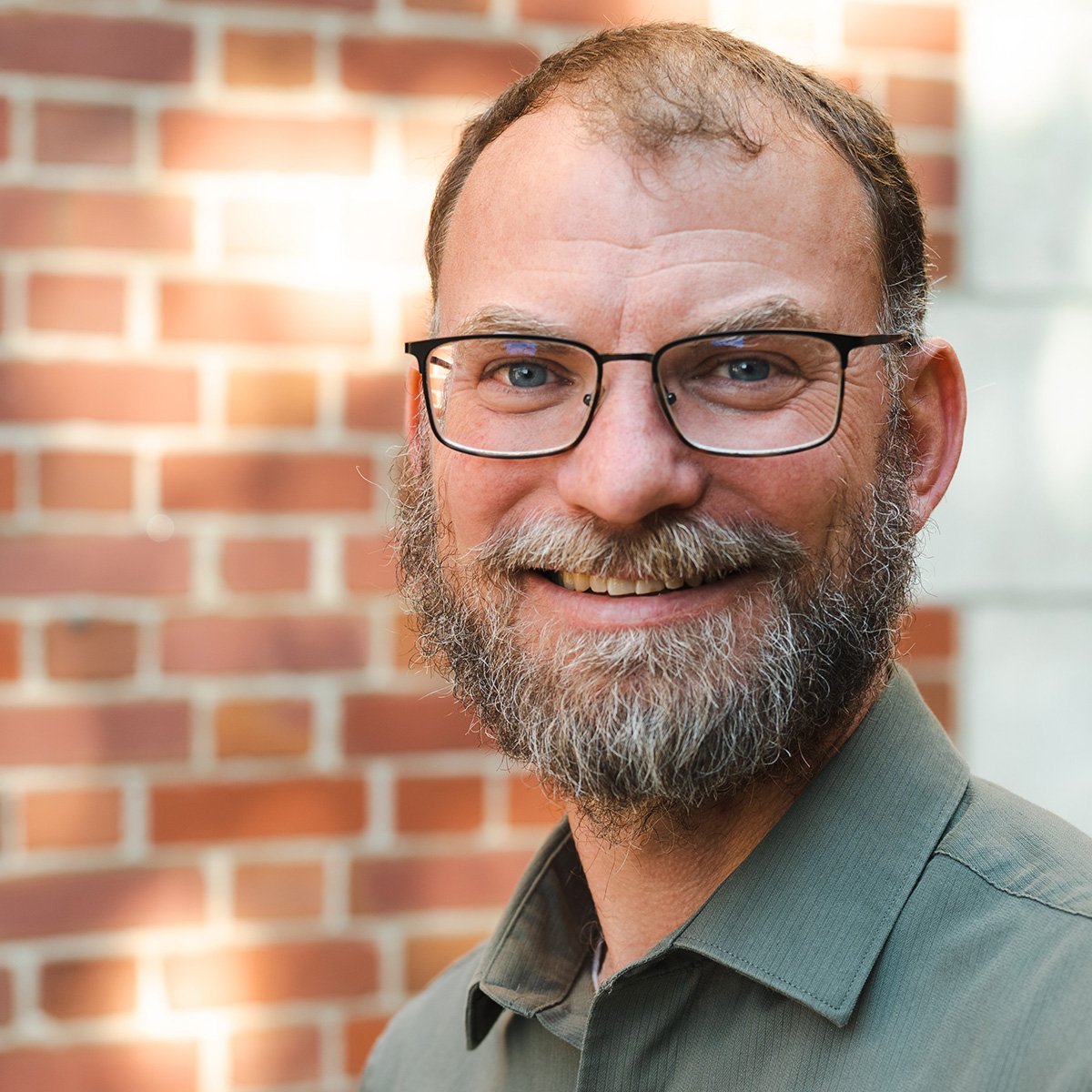 Jesse Spohnholz, 2025 recipient of the Richard G. Law Excellence Award for Undergraduate Teaching.