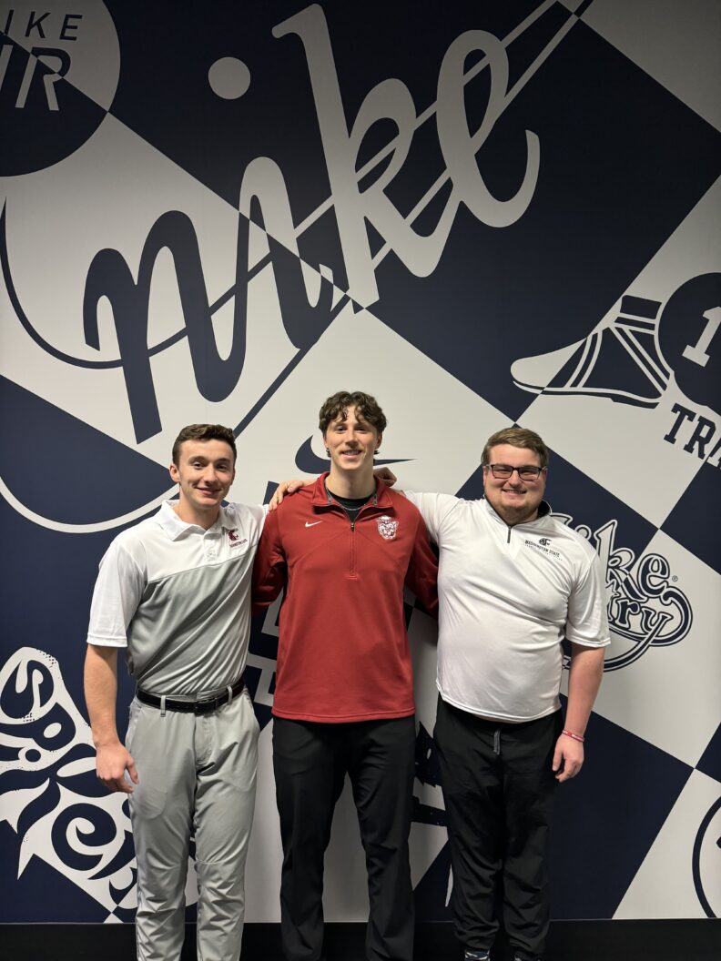 Group of students at the strength and conditioning conference in Oregon.