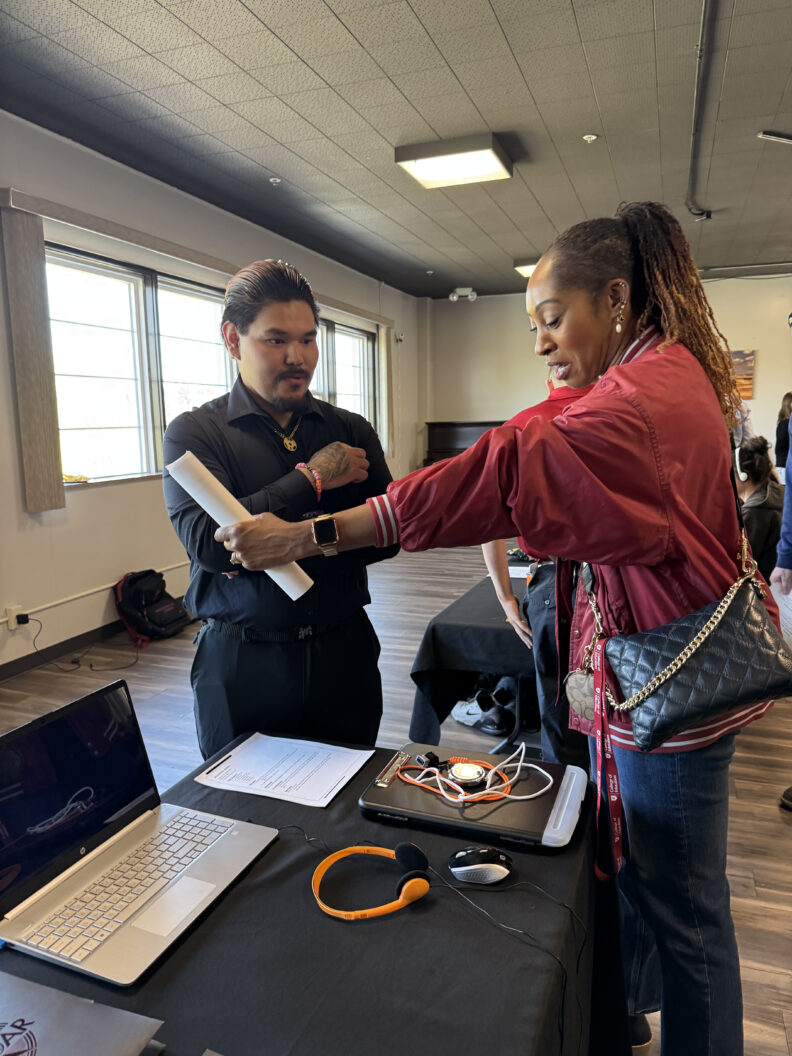 ROAR students in kitchen