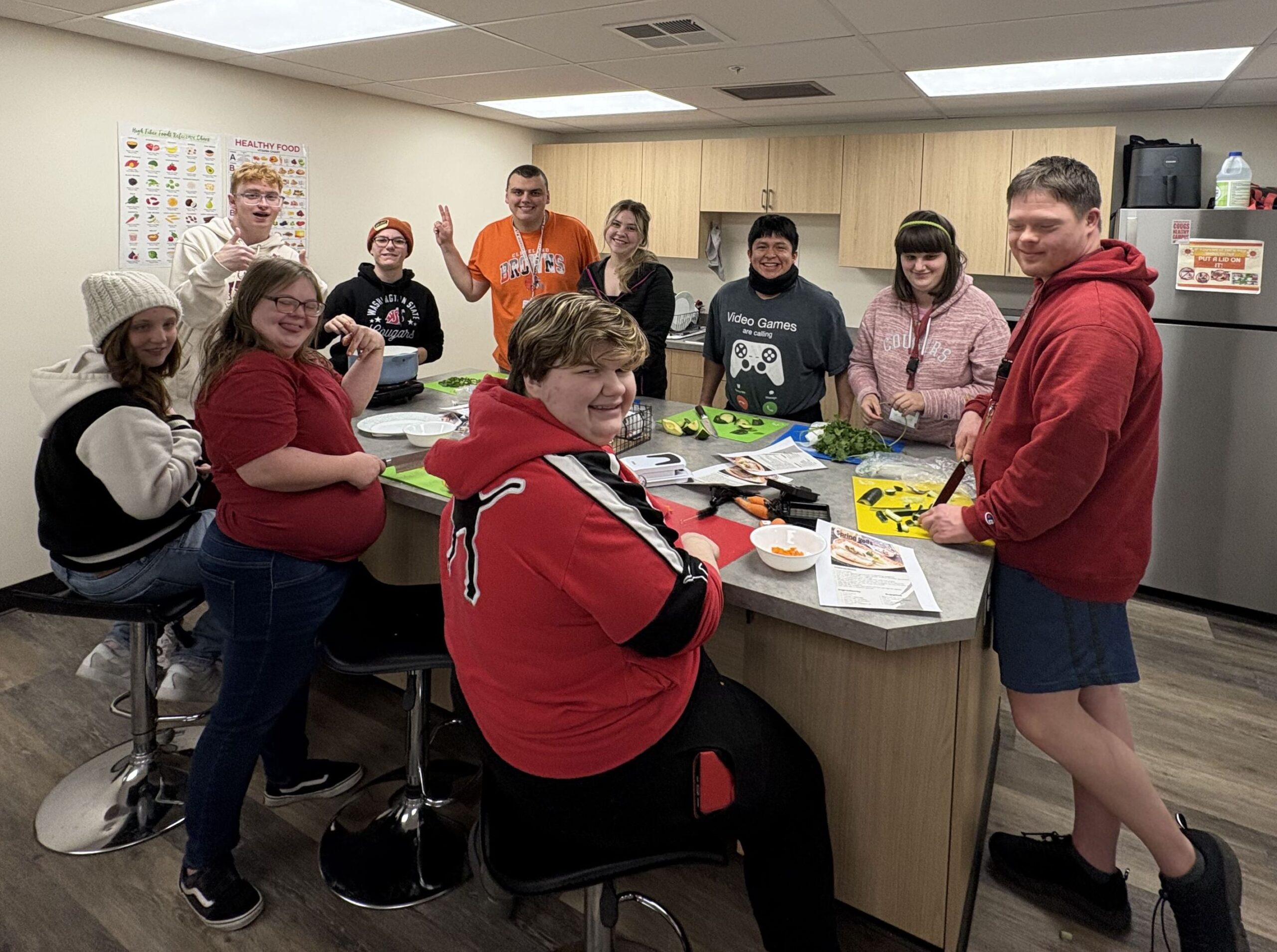 ROAR students in recipe club meeting
