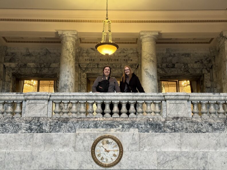 WSU Everett Students in the Capitol building