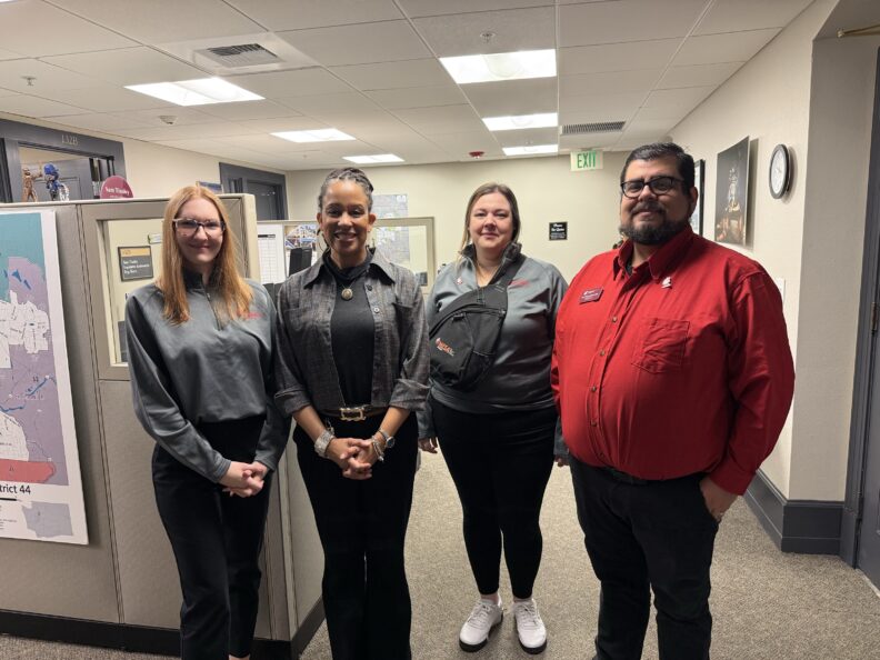 WSU Everett Students and Rep. April Berg.