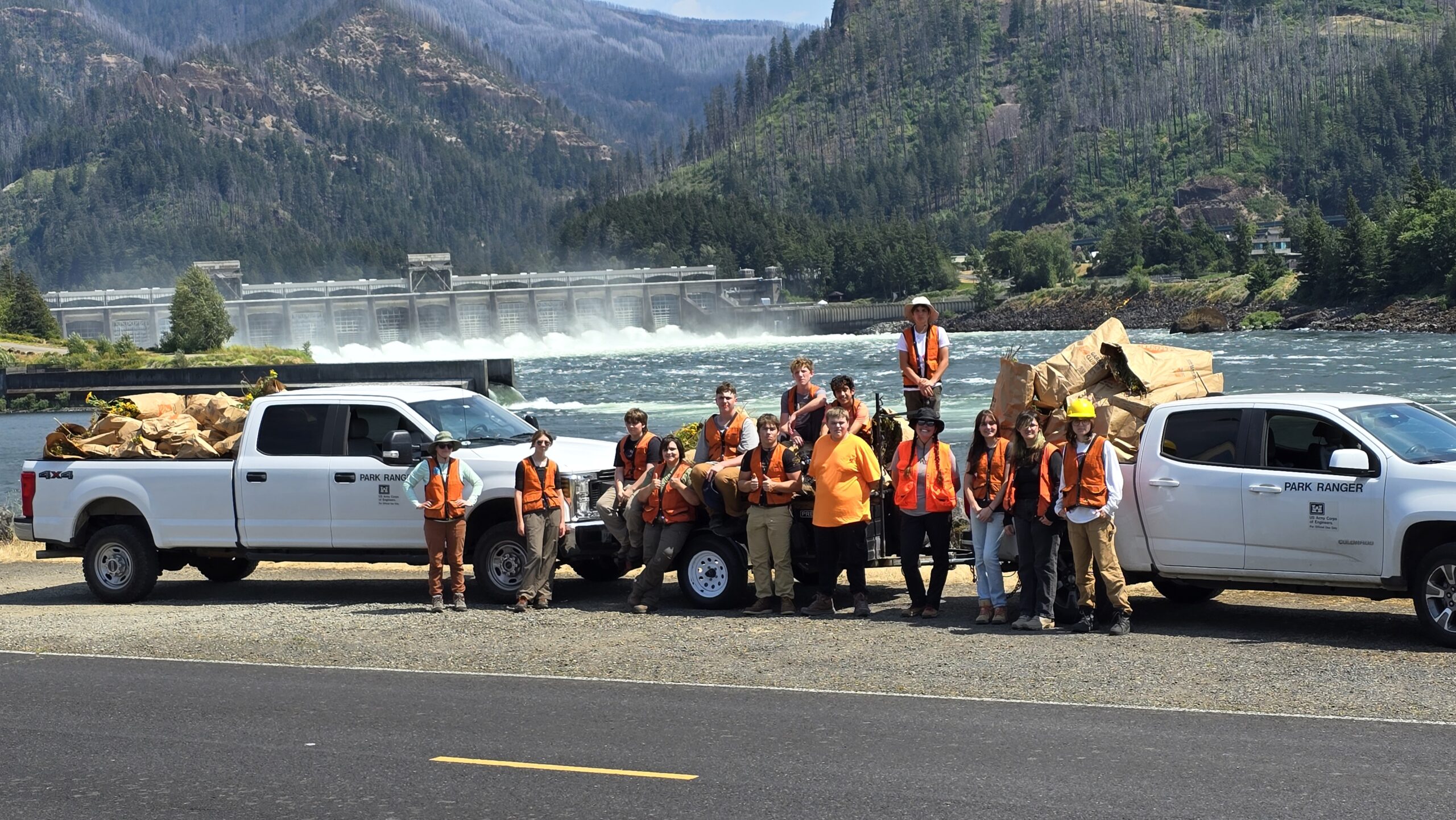 FYS crews remove noxious weeds at Bonneville Dam