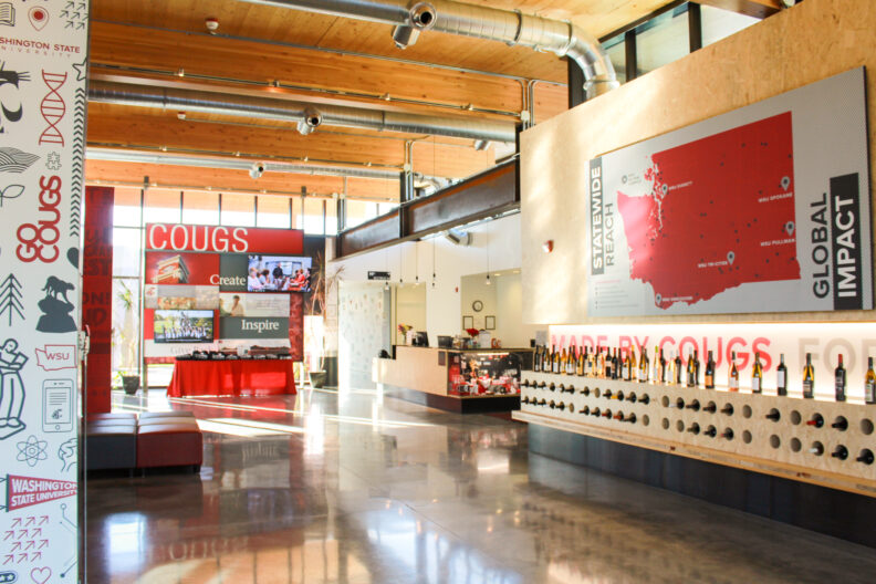 An image of the interior event space of the Brelsford Washington State University Visitor Center.