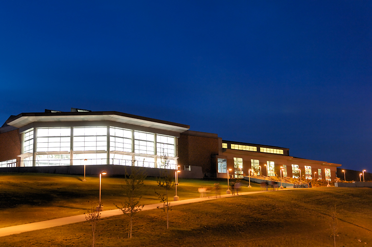 Night time view of the Student Rec Center.
