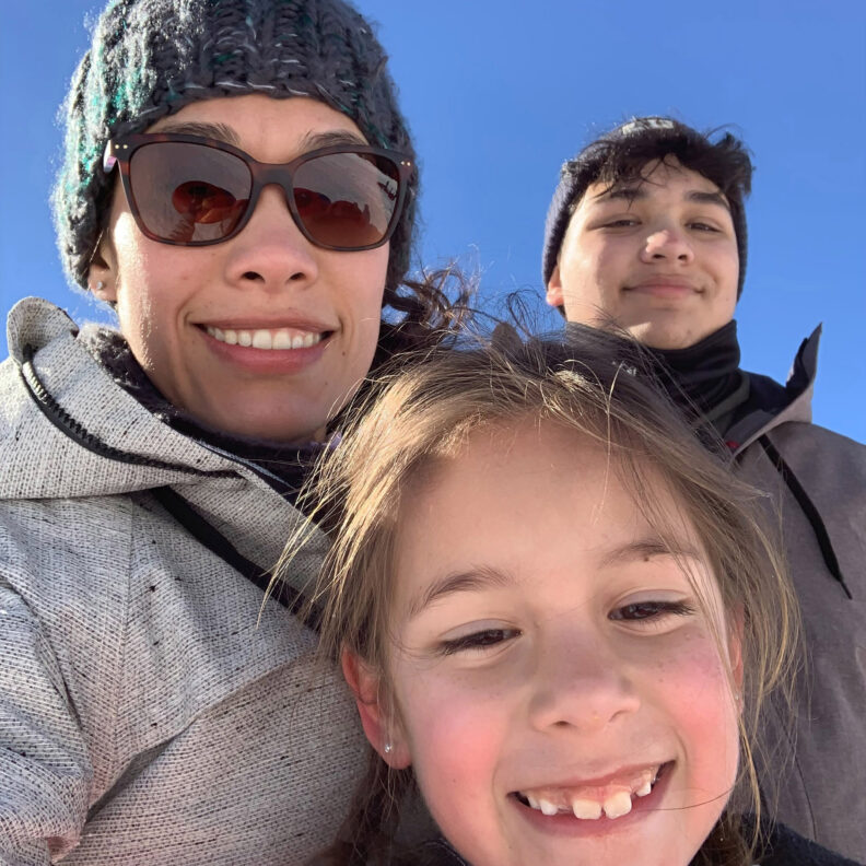 Lorena Valdez Hernandez and her two children.
