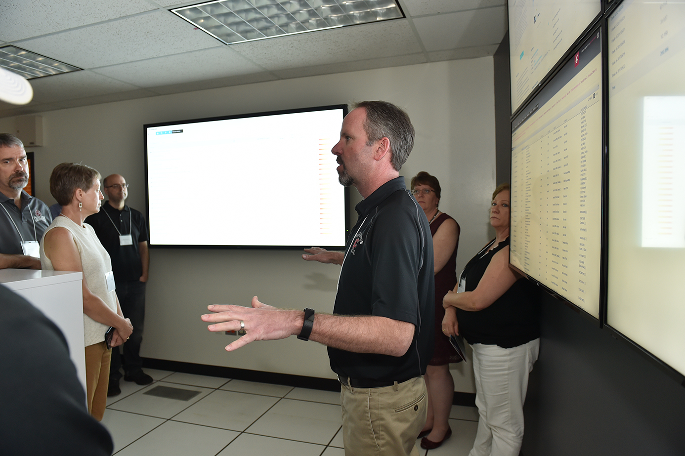 ISNOC Ribbon Cutting 2017