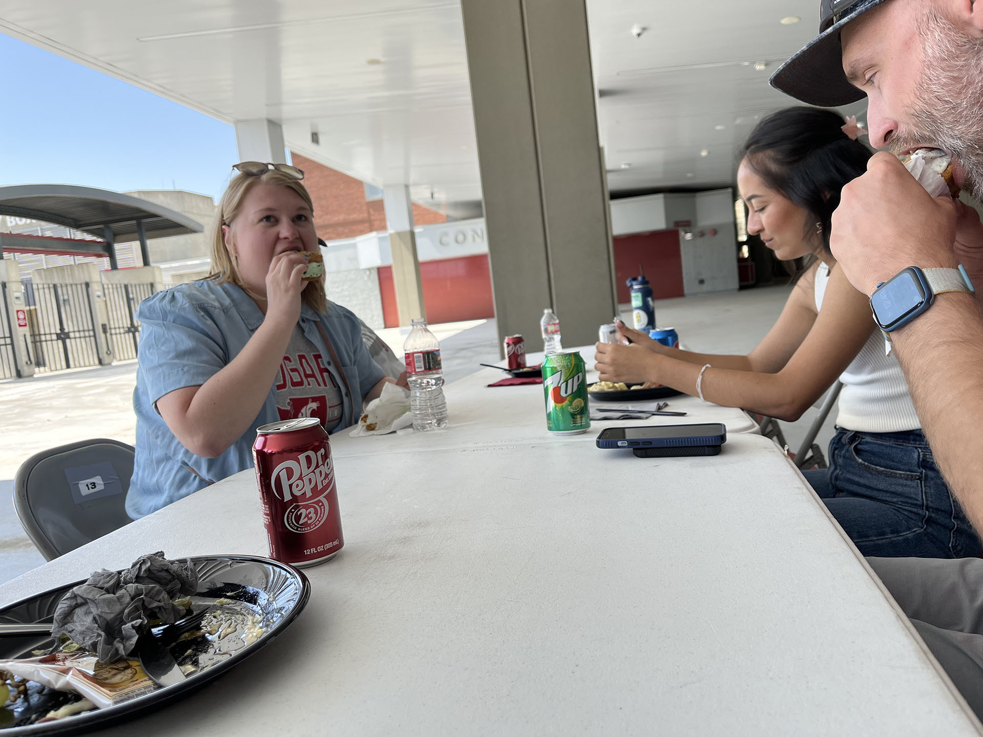 Tony Opheim presenting the certificate of service at the employee recognition picnic 2023