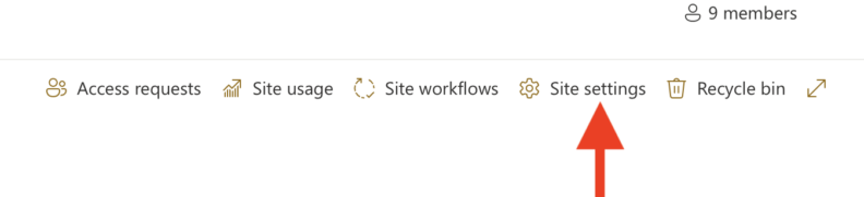 SharePoint site options bar showing icons and labels: Access requests, Site usage, Site workflows, Site settings, and Recycle bin. A red arrow points to the Site settings option, which has a gear icon