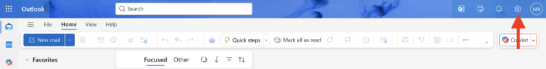 Screenshot of Outlook web interface. A large red arrow points to the gear icon for Settings in the upper right corner