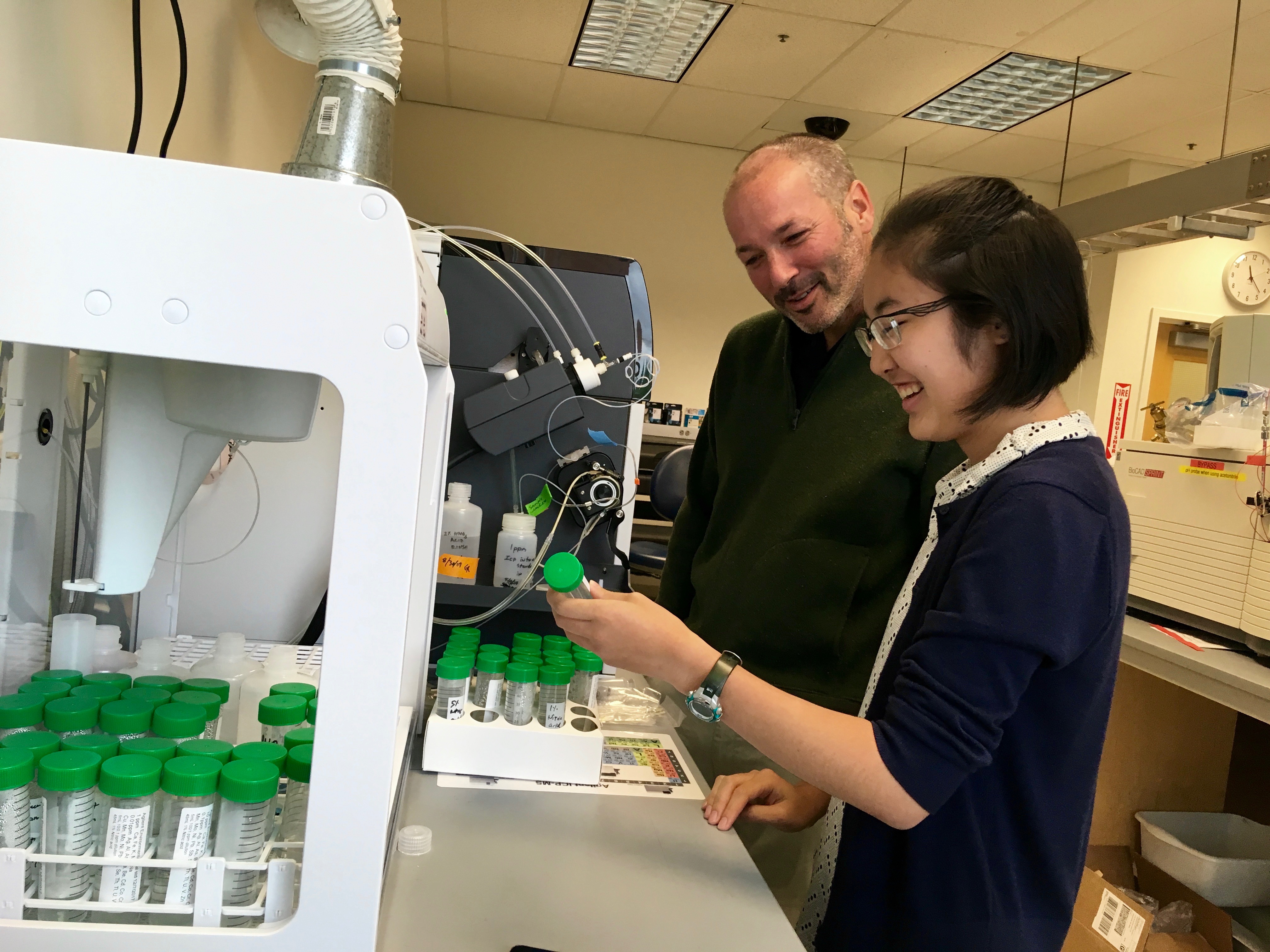 Running samples on the IC-PMS