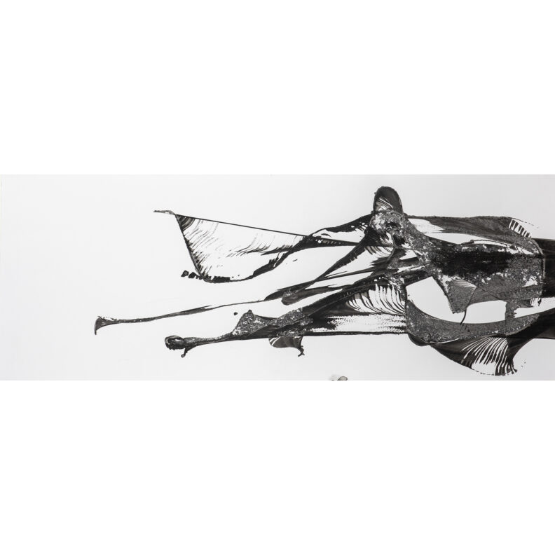 Dynamic gestural ink drawing.