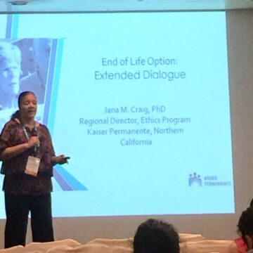 Jana Craig giving a presentation