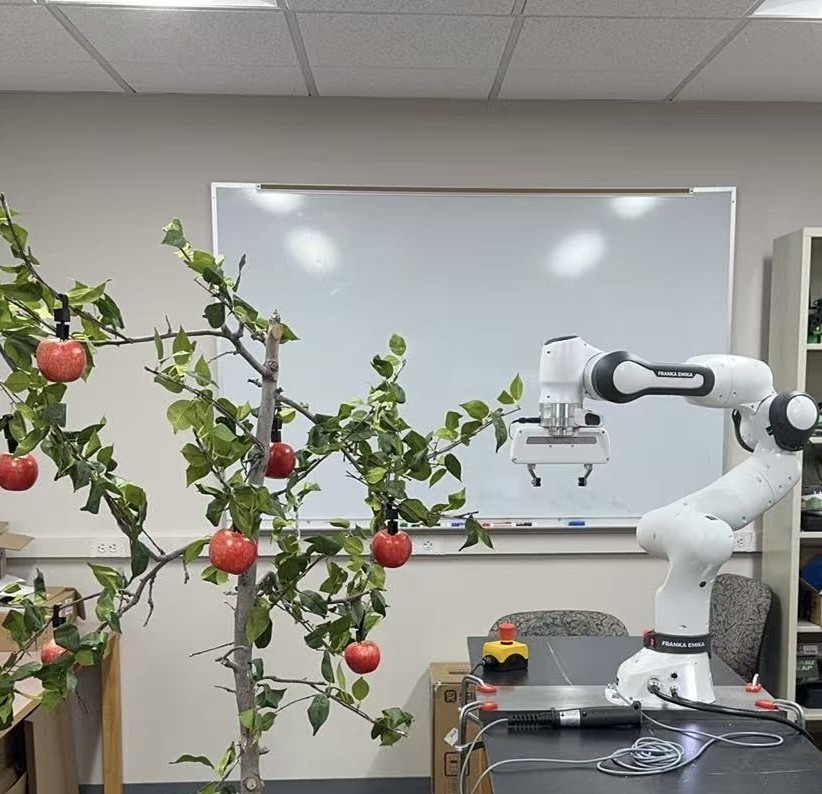 Franka Research 3 robot arm