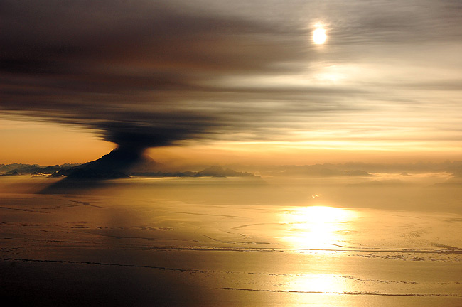 Mount Redoubt eruption March 31, 2009