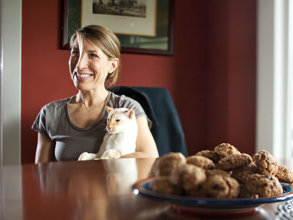 Annie Thiessen and her cat, Horton