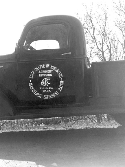 1st Coug logo on campus truck