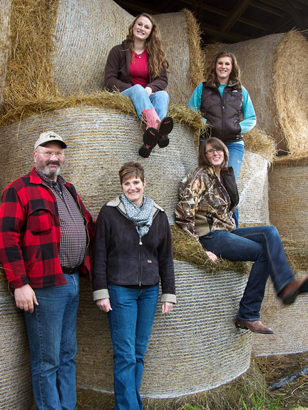 Ron ’86 and Shelly Muzzall with their daughters